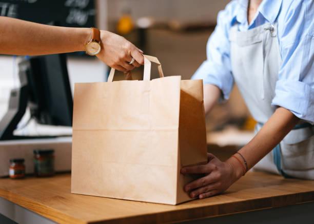 Vantagens e Usos da Embalagem com Zip Lock no Armazenamento Diário